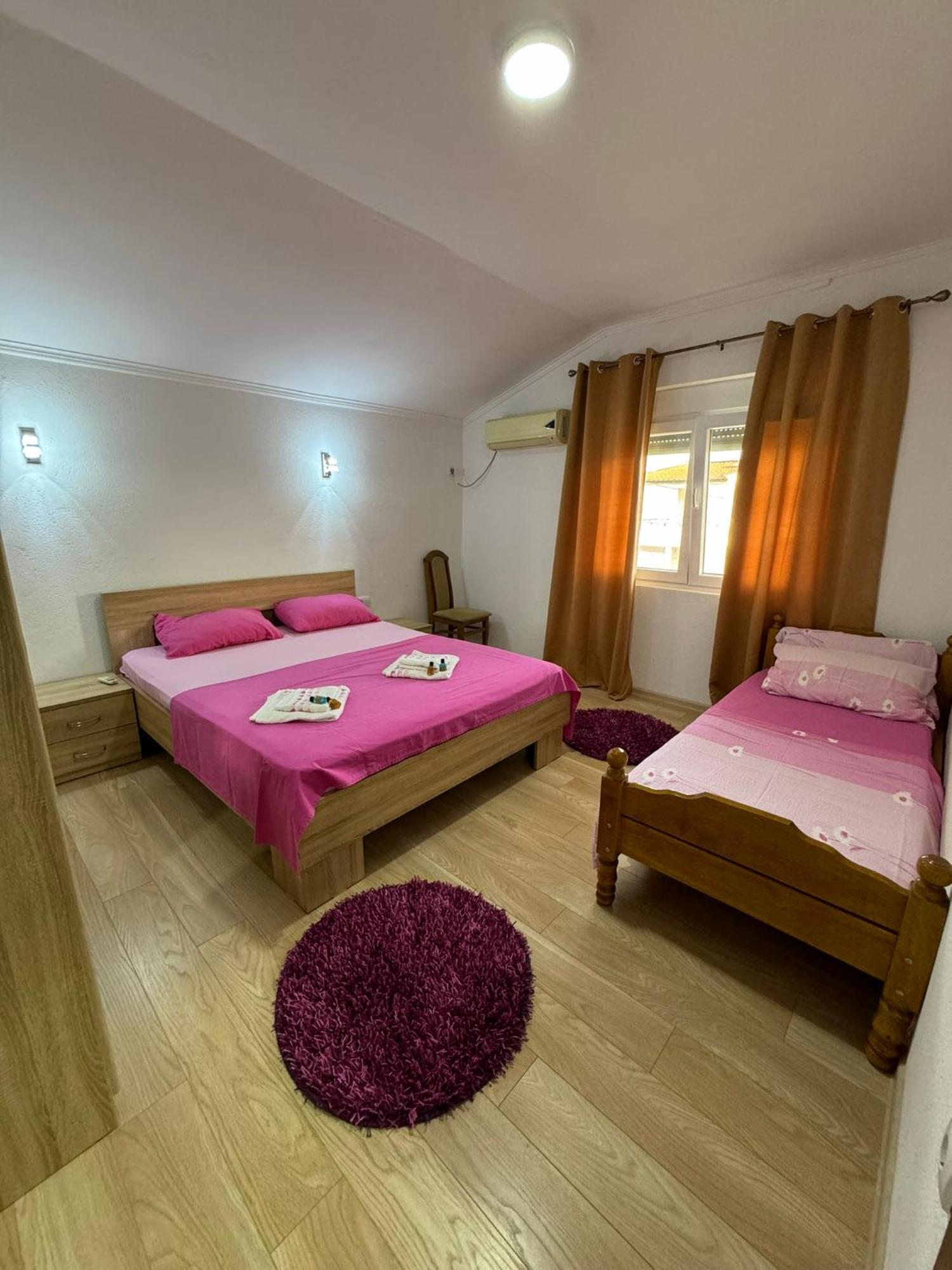 Berin Apartments 울친 외부 사진