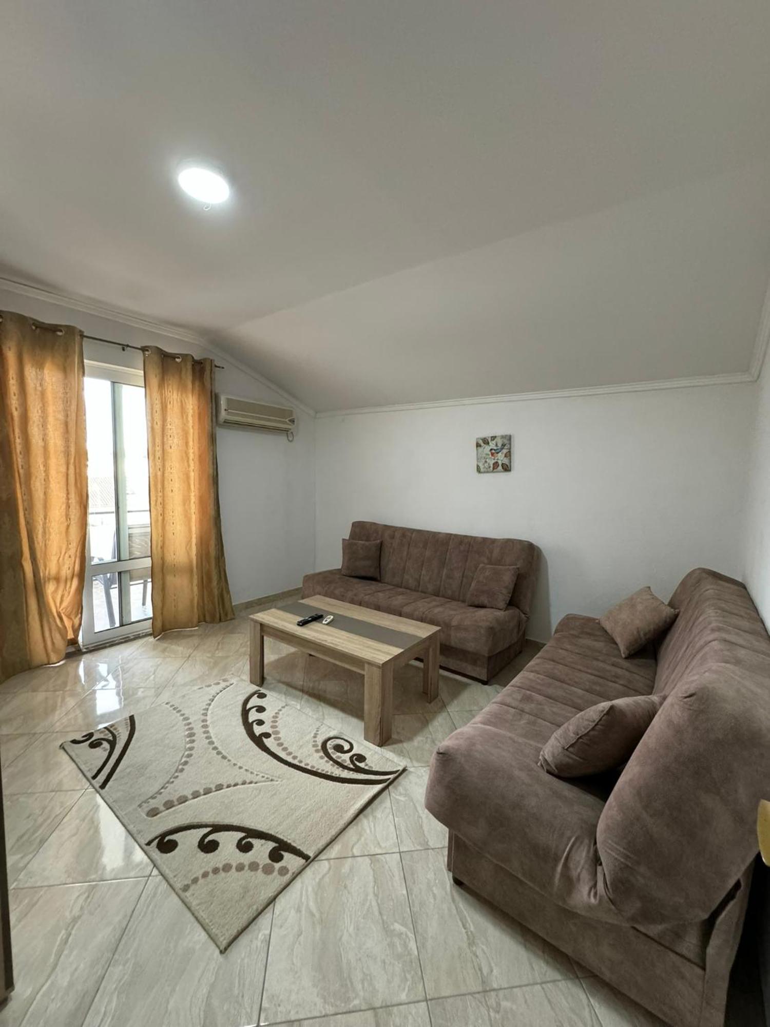 Berin Apartments 울친 외부 사진