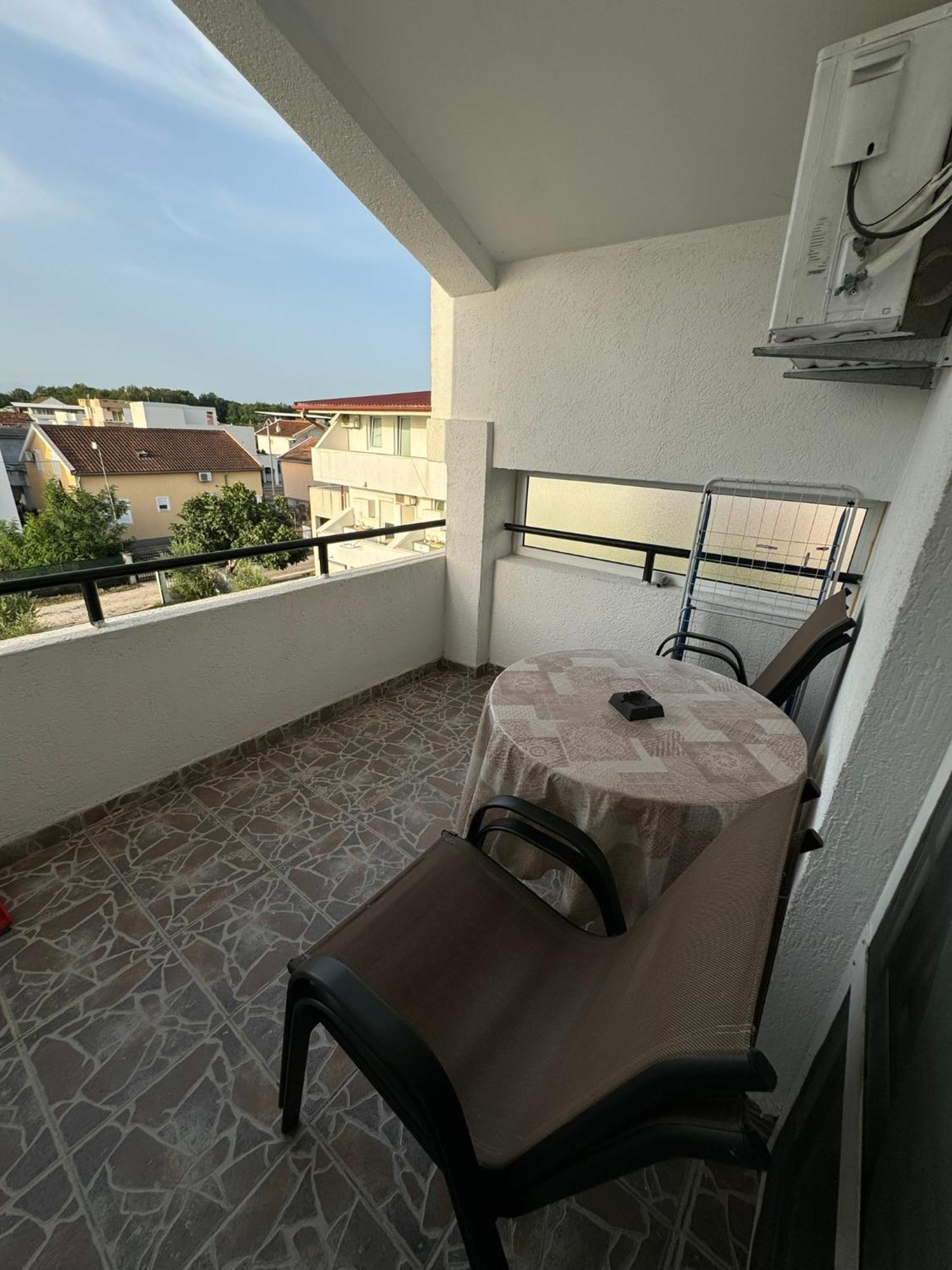 Berin Apartments 울친 외부 사진