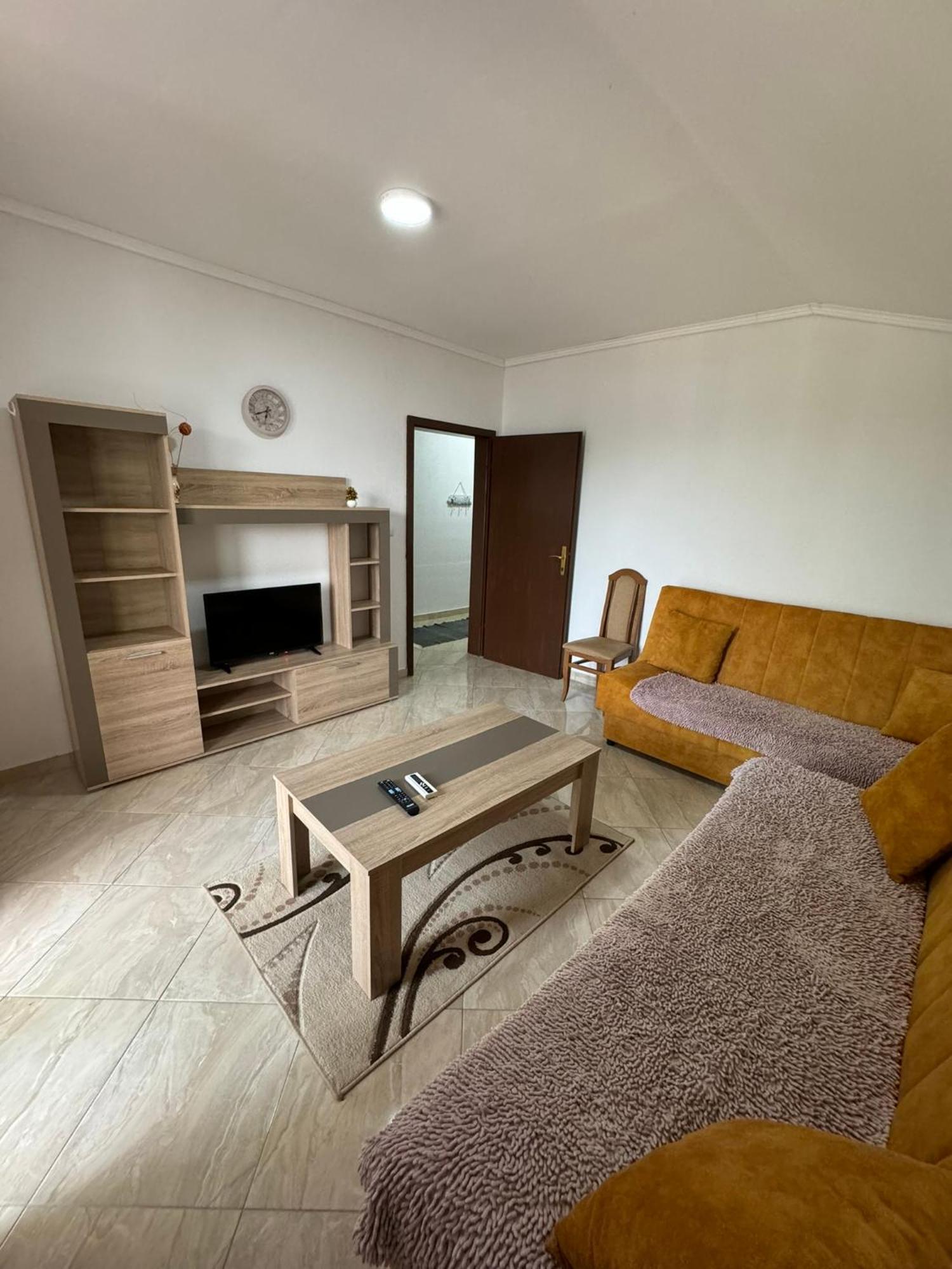 Berin Apartments 울친 외부 사진
