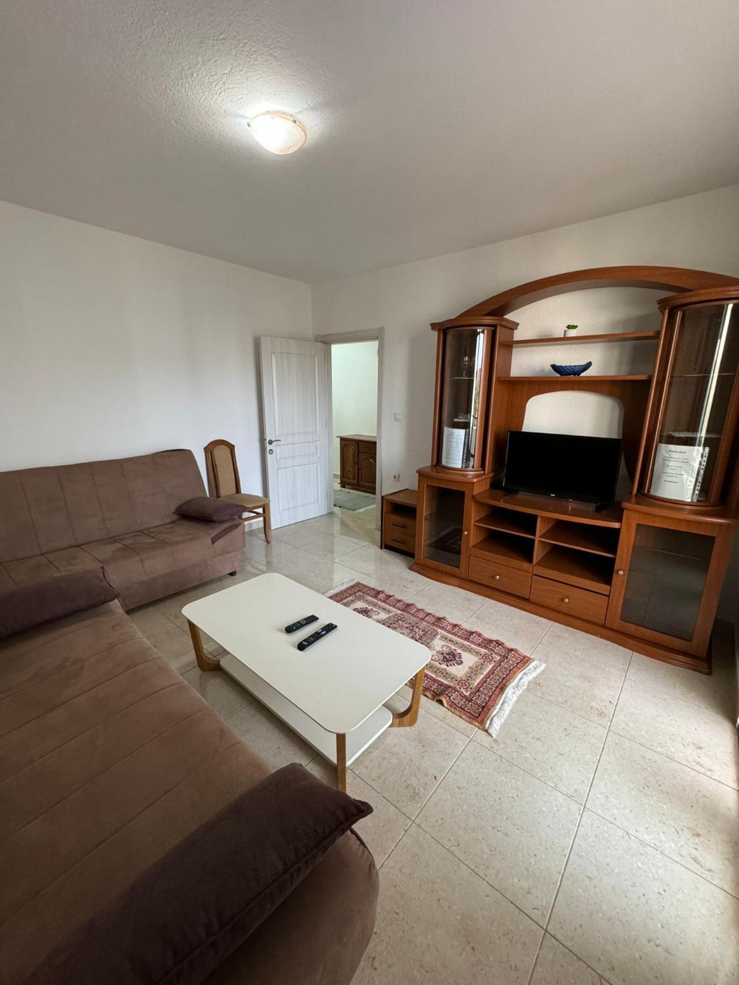 Berin Apartments 울친 외부 사진