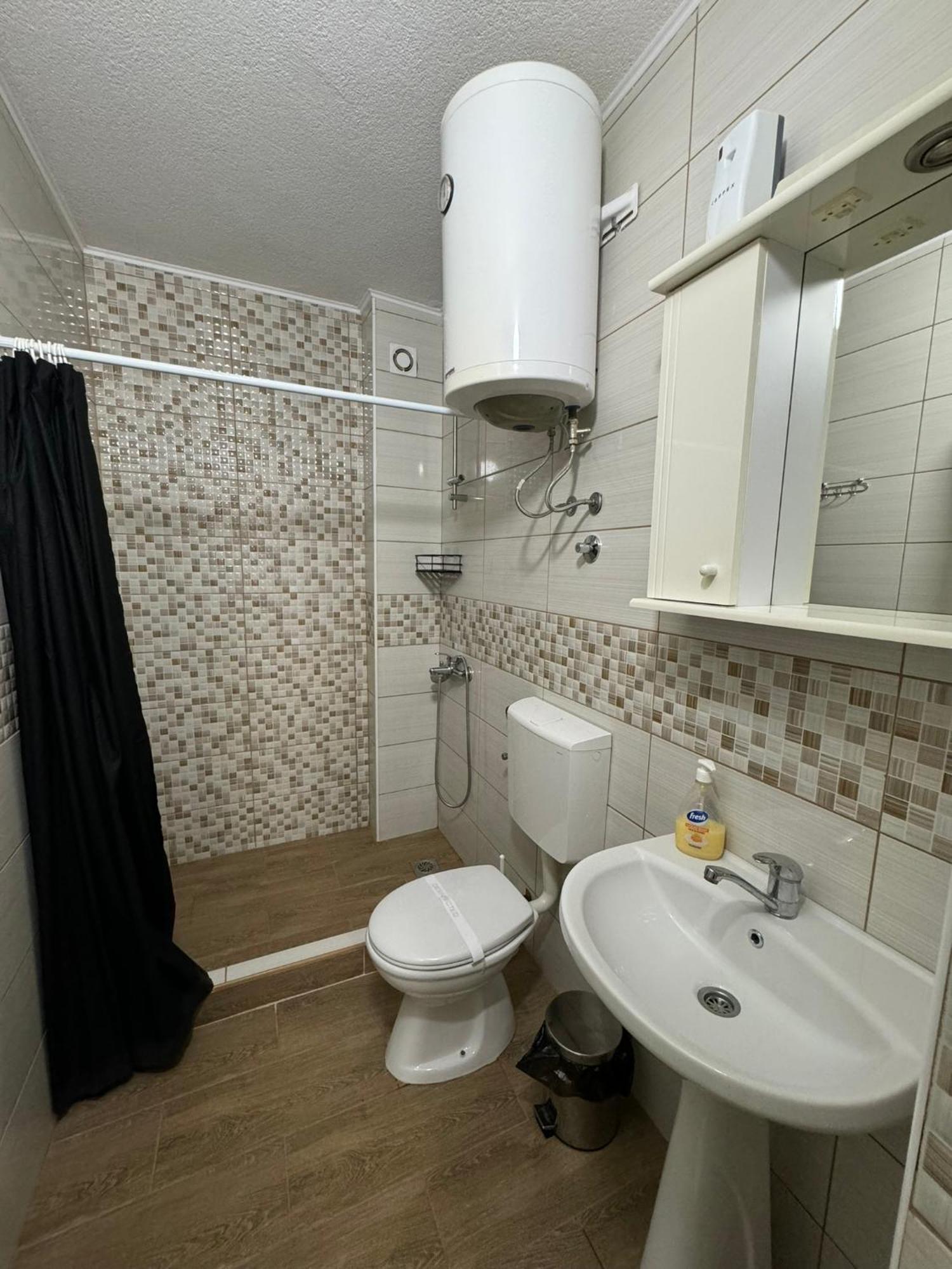 Berin Apartments 울친 외부 사진